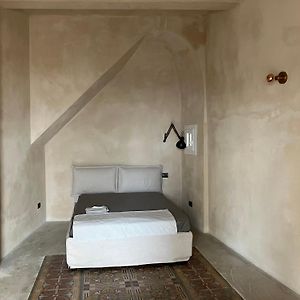 Camera con letto king size